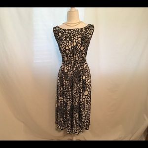ILE sleeveless dress - size 18